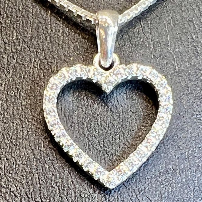 Hovedbilde Sølvsmykke hjerte med zirkonia 11713-1