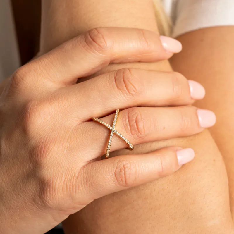X-ring forgylt sølv med zirkonia 991873